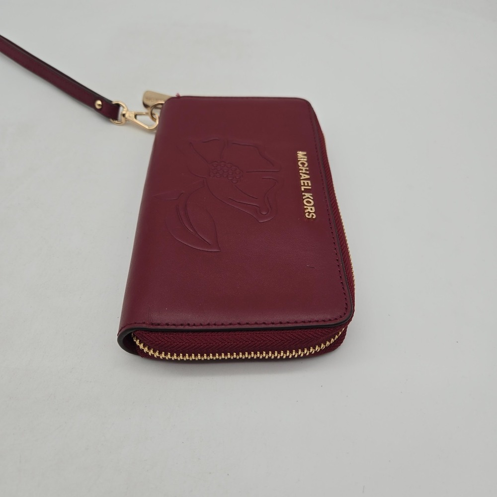 Michael Kors Wallet Card Holder Red Leather Embossed Flower Gold Hardware - Picture 4 of 12